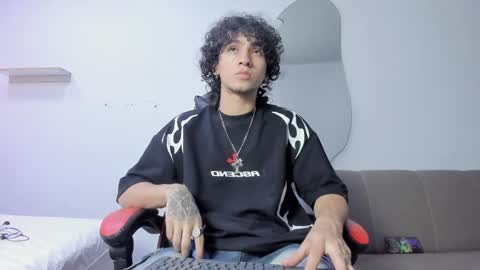 Jackes Taylor online show from 04/08/26, 06:13