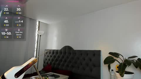 Jacki online show from 09/14/25, 02:16