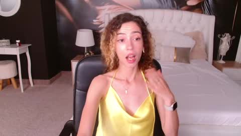 Snapshot of jackie__fox chatting on 06/06/26, 04:28 Jackie online show from 06/06/26, 04:28