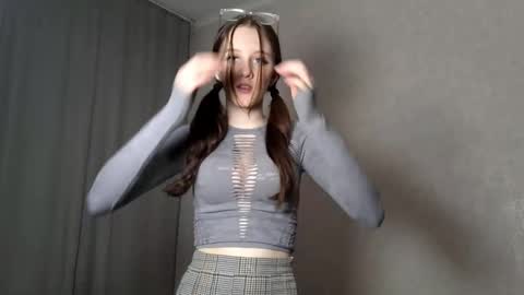 Lisa online show from 12/20/25, 10:17