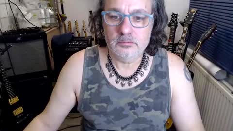 Jack independent model  online show from 03/22/26, 07:28