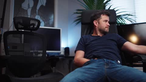 Colten Carter online show from 12/15/24, 10:58