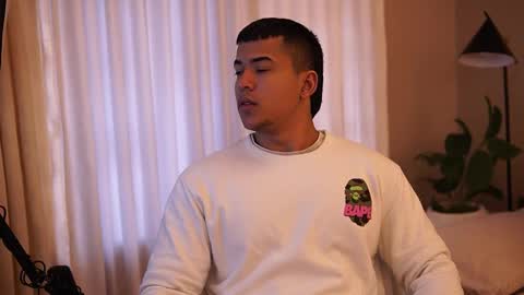 Jackson Bell online show from 12/15/25, 01:37