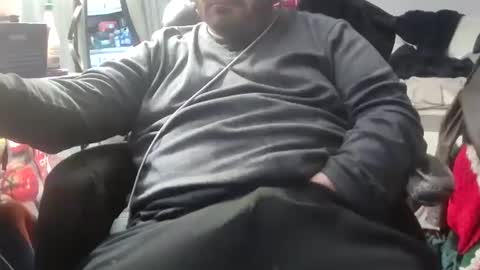 jacksonp41 online show from 12/24/24, 08:16