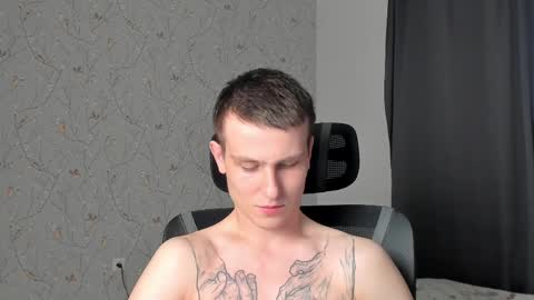 Nikolay online show from 04/06/26, 03:37