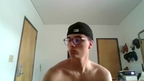Snapshot of jackstrongof chatting on 06/06/26, 06:34 ImZacharyTyler online show from 06/06/26, 06:34