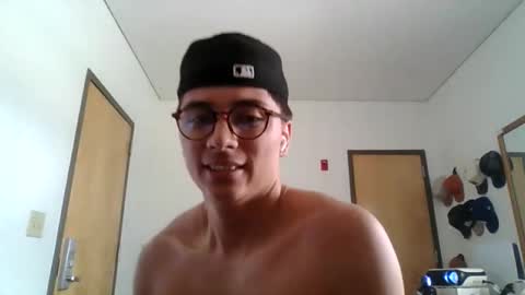 Snapshot of jackstrongof chatting on 06/07/26, 05:49 ImZacharyTyler online show from 06/07/26, 05:49