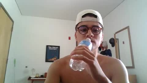 Snapshot of jackstrongof chatting on 06/13/26, 04:38 ImZacharyTyler online show from 06/13/26, 04:38