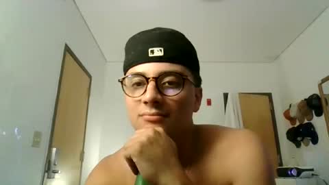 Snapshot of jackstrongof chatting on 06/22/26, 12:45 ImZacharyTyler online show from 06/22/26, 12:45