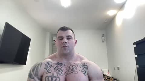 Snapshot of jackyhuge chatting on 07/12/26, 10:12 Jacky online show from 07/12/26, 10:12