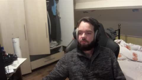 Snapshot of jackynee chatting on 12/20/25, 07:32 Jack online show from 12/20/25, 07:32