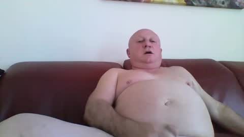 Snapshot of jacob_bron chatting on 06/07/26, 06:44 jacob_bron online show from 06/07/26, 06:44