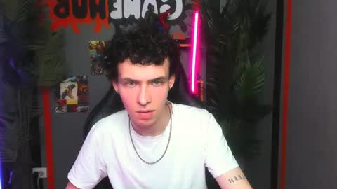 Snapshot of jacob_davidson chatting on 07/05/26, 10:39 Jacob online show from 07/05/26, 10:39