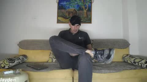 Jacob And Jayden online show from 04/20/26, 05:59