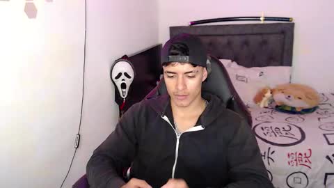 Jacobbakerr online show from 04/20/26, 03:20