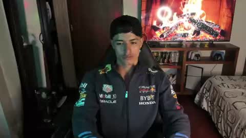 Snapshot of jacobbakerr chatting on 07/22/26, 03:09 Jacobbakerr online show from 07/22/26, 03:09