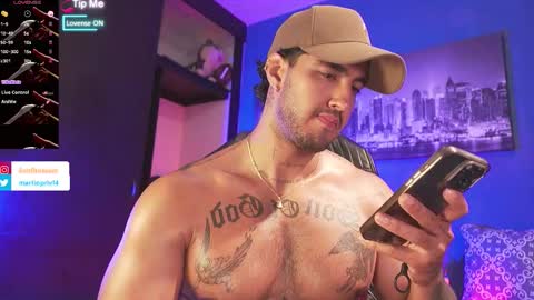 Snapshot of jacobfitness chatting on 10/17/25, 02:26 JACOB online show from 10/17/25, 02:26