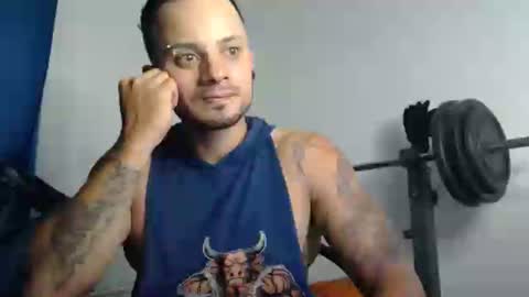 Snapshot of jacobjamess chatting on 01/22/25, 12:27 jacobjamess online show from 01/22/25, 12:27