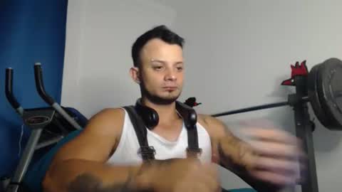 Snapshot of jacobjamess chatting on 01/27/25, 03:26 jacobjamess online show from 01/27/25, 03:26