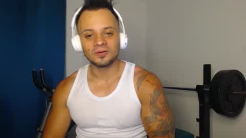 Snapshot of jacobjamess chatting on 09/28/25, 10:48 jacobjamess online show from 09/28/25, 10:48