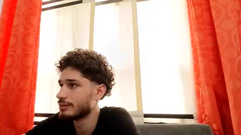 JACOB  ROBIN online show from 12/20/25, 02:57