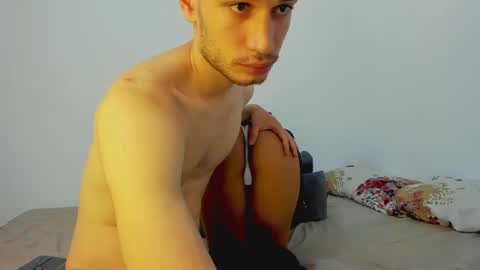 JACOB  ROBIN online show from 05/17/26, 06:15
