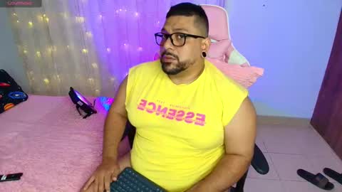 daddy sir master bear online show from 02/19/25, 03:28