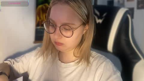 Snapshot of jacywinslat chatting on 09/16/25, 12:17 jacywinslat online show from 09/16/25, 12:17