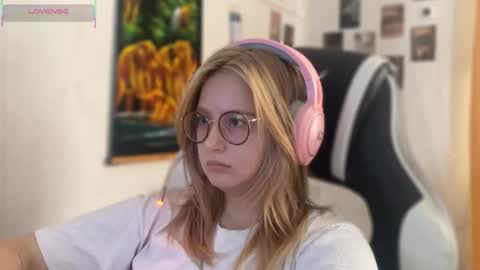 Snapshot of jacywinslat chatting on 09/21/25, 12:07 jacywinslat online show from 09/21/25, 12:07