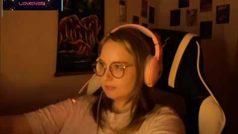 Snapshot of jacywinslat chatting on 10/06/25, 07:44 jacywinslat online show from 10/06/25, 07:44