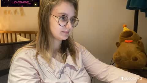 Snapshot of jacywinslat chatting on 01/10/26, 01:02 jacywinslat online show from 01/10/26, 01:02