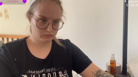 Snapshot of jacywinslat chatting on 02/08/26, 09:13 jacywinslat online show from 02/08/26, 09:13