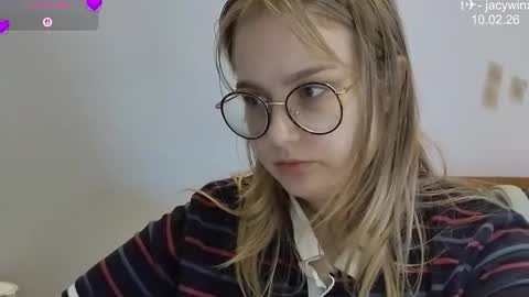 Snapshot of jacywinslat chatting on 02/10/26, 11:14 jacywinslat online show from 02/10/26, 11:14