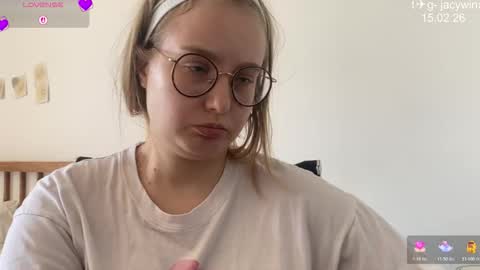 Snapshot of jacywinslat chatting on 02/15/26, 07:05 jacywinslat online show from 02/15/26, 07:05