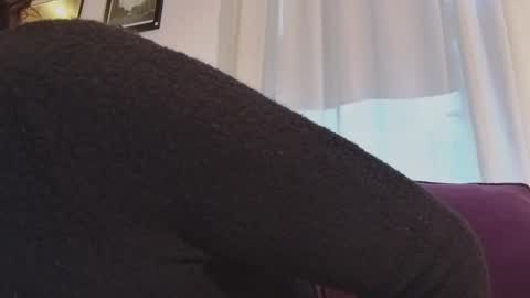 Snapshot of jada_lovelace chatting on 12/27/24, 08:50 JL online show from 12/27/24, 08:50