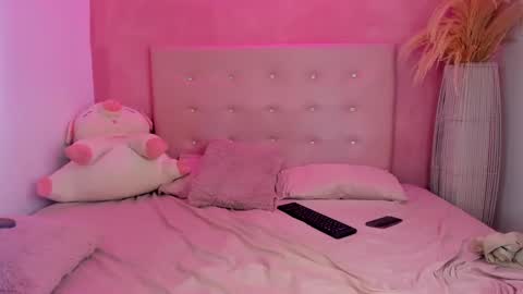 Vanniall online show from 01/08/25, 07:24