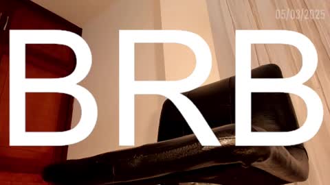 Snapshot of jaddyk_ chatting on 03/05/25, 11:38 JADDYK  online show from 03/05/25, 11:38