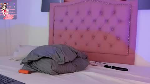 Snapshot of jade__20 chatting on 01/29/25, 12:22 Jade online show from 01/29/25, 12:22