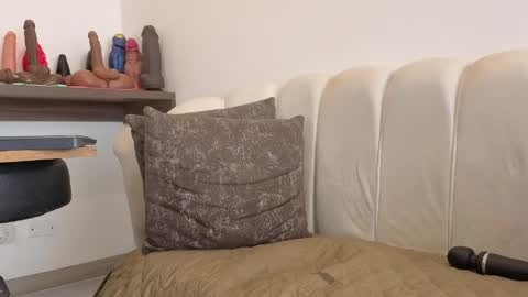 Jade online show from 05/22/26, 02:33
