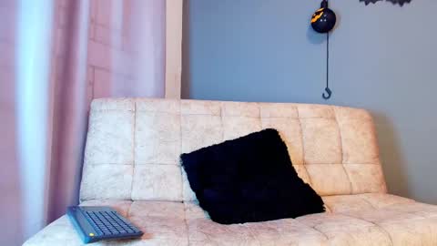  Jade Brunete  online show from 10/04/25, 08:40