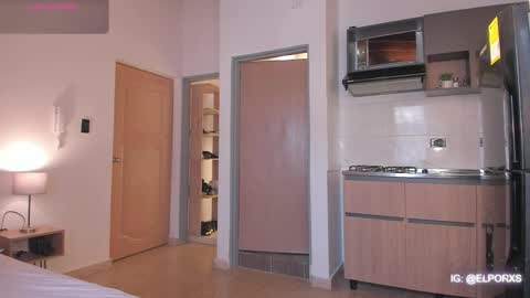 jade_candy21 online show from 02/07/26, 03:27