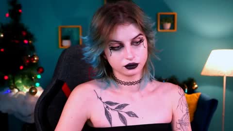 jade_castle online show from 01/12/25, 10:12