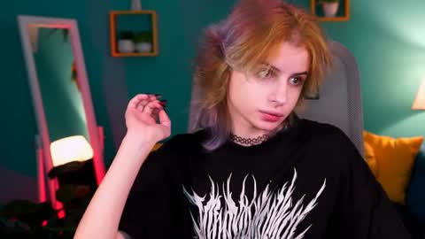 jade_castle online show from 02/08/25, 02:15