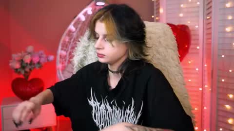 jade_castle online show from 02/24/25, 04:16