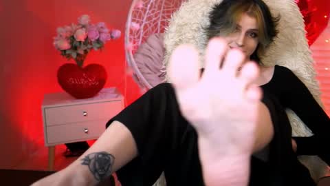 jade_castle online show from 02/24/25, 07:22