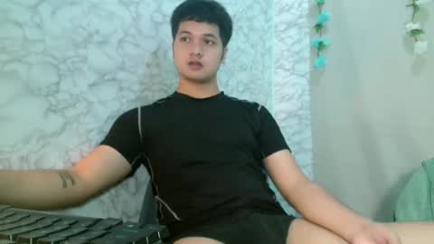 jade_halo online show from 04/21/26, 01:42