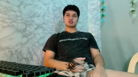 jade_halo online show from 04/22/26, 05:10