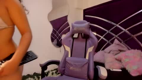 jade_ht online show from 04/12/26, 12:32