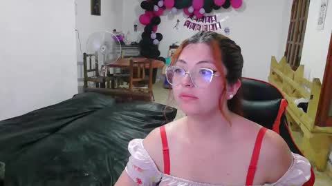 jade and jhon online show from 11/30/25, 03:21