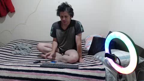 jade y noah online show from 09/30/25, 11:15